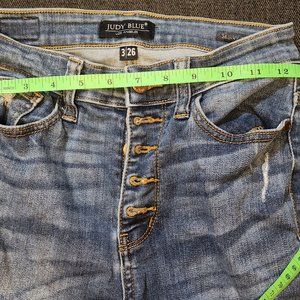 Judy Blue Slim Distressed